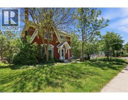 859 QUEEN'S Boulevard, Kitchener, Ontario