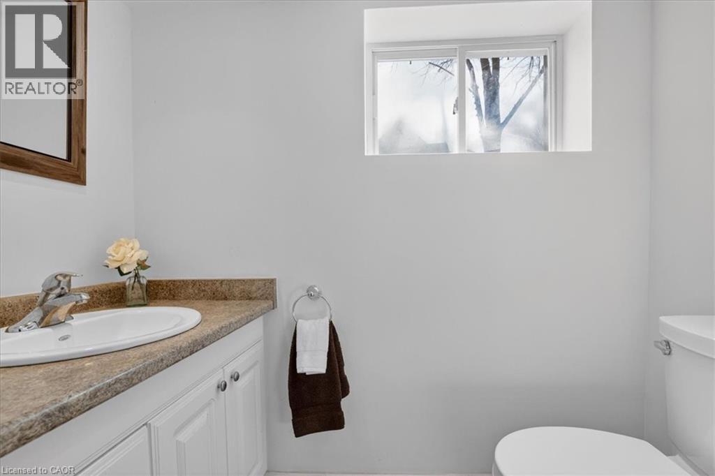 859 Queen's Boulevard, Kitchener, Ontario  N2M 1A6 - Photo 30 - 40829291