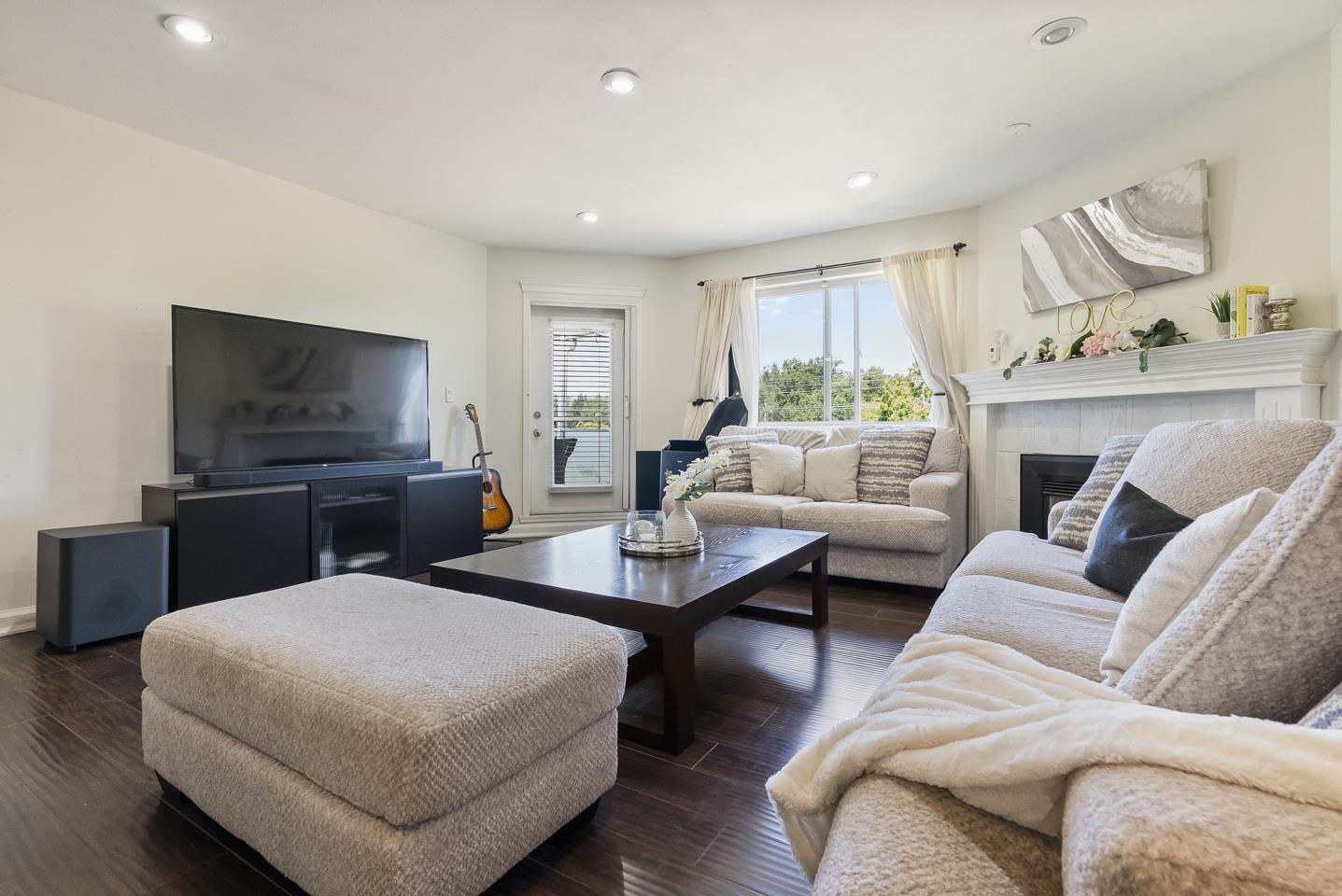 401 13680 84 Avenue, Surrey, British Columbia  V3W 0T6 - Photo 2 - R3154846