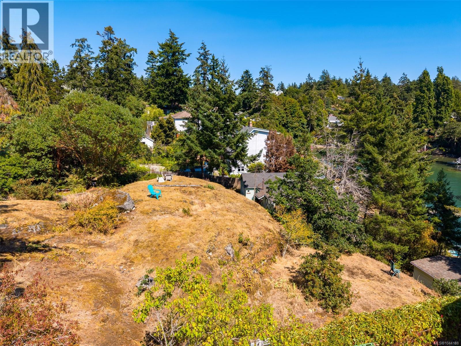 310 Bessborough Ave, View Royal, British Columbia  V9B 1T7 - Photo 7 - 1044188