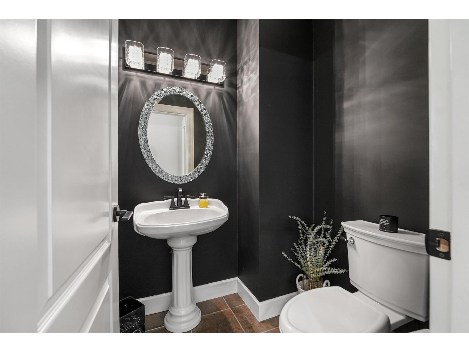 6580 187 Street, Surrey, British Columbia  V3S 4E5 - Photo 11 - R3154905