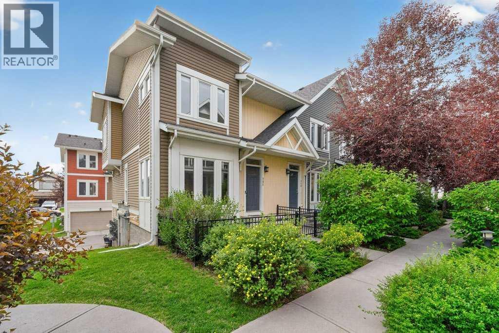 721 Auburn Bay Square SE, Calgary, Alberta  T3M 0Y7 - Photo 2 - A2329688