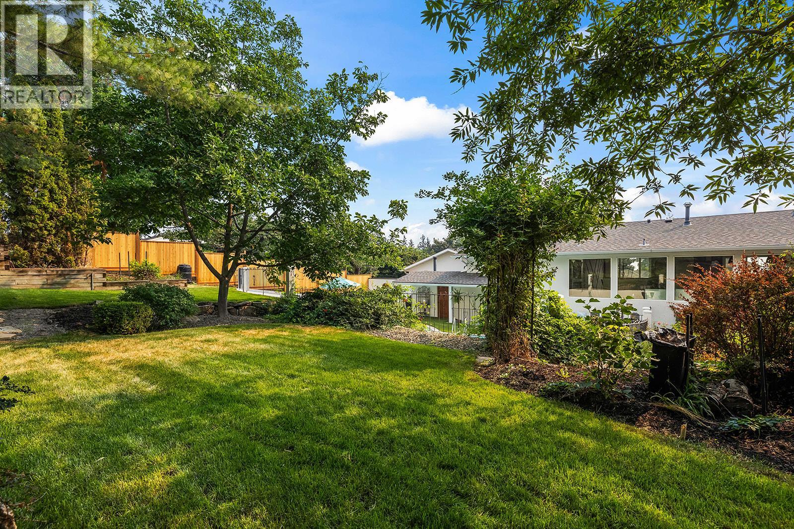 2340 Thacker Drive, West Kelowna, British Columbia  V1Z 1V8 - Photo 53 - 10396919
