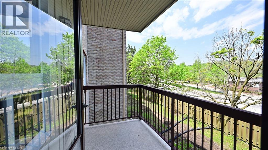 15 Hofstetter Avenue Unit# 221, Kitchener, Ontario  N2A 3Z7 - Photo 18 - 40831256