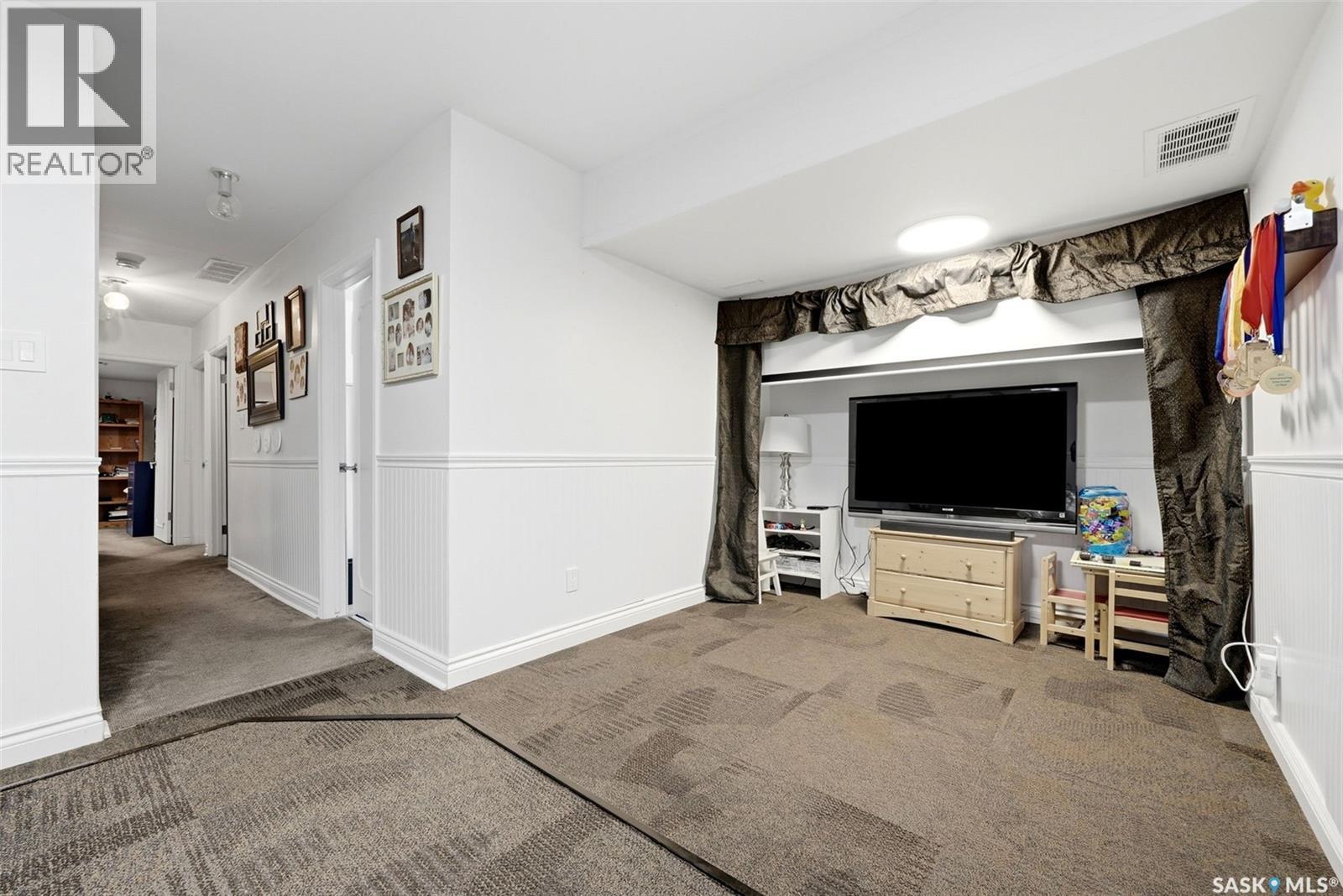 1142 Gryphons Walk, Regina, Saskatchewan  S4S 6X1 - Photo 28 - SK045267