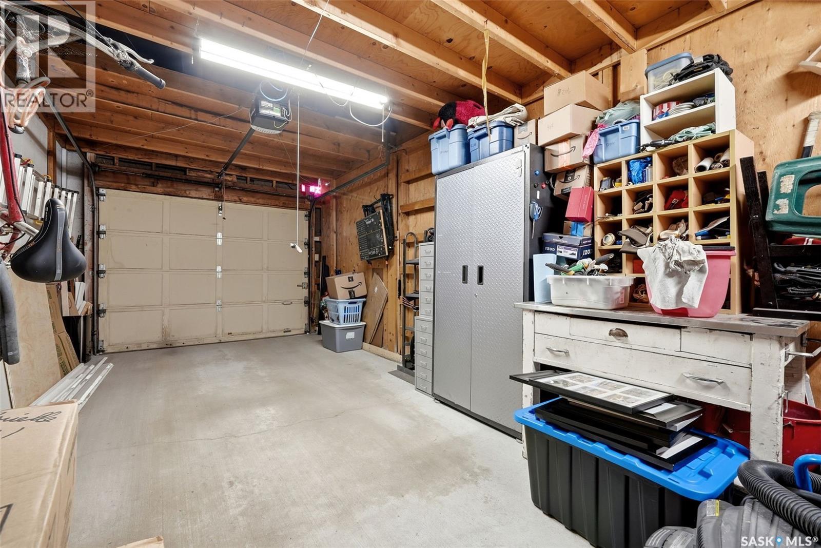 1142 Gryphons Walk, Regina, Saskatchewan  S4S 6X1 - Photo 38 - SK045267