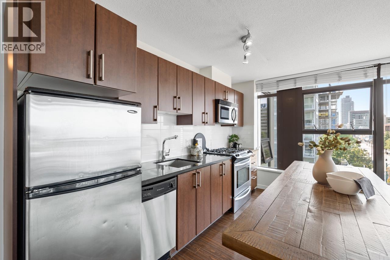 707 1068 W Broadway, Vancouver, British Columbia  V6H 0A7 - Photo 13 - R3154634
