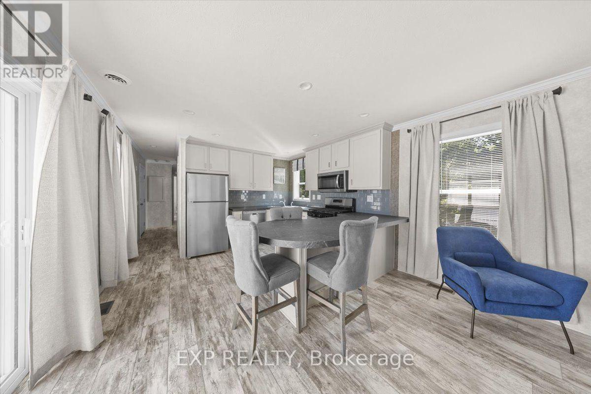 35 Vanier Road, Ottawa, Ontario  K2H 7P6 - Photo 14 - X13664618