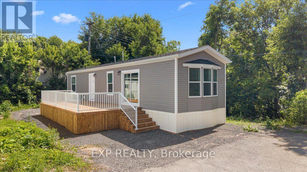 35 Vanier Road, Ottawa, Ontario K2H 7P6 - Photo 3 - X13664618
