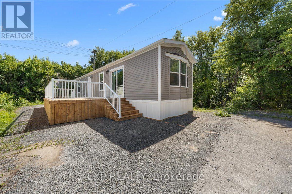 35 Vanier Road, Ottawa, Ontario K2H 7P6 - Photo 4 - X13664618