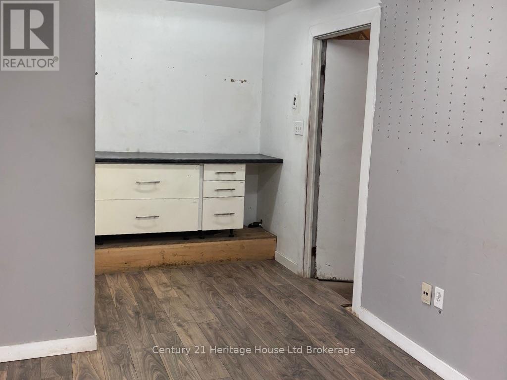 23 Housers Lane, Woodstock, Ontario N4S 7V9 - Photo 4 - X13416130