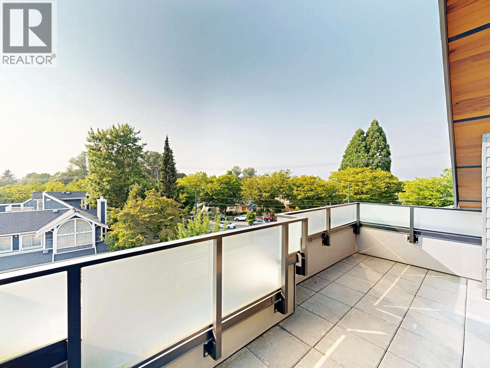 4527 Earles Street, Vancouver, British Columbia  V5R 3R1 - Photo 19 - R3154898