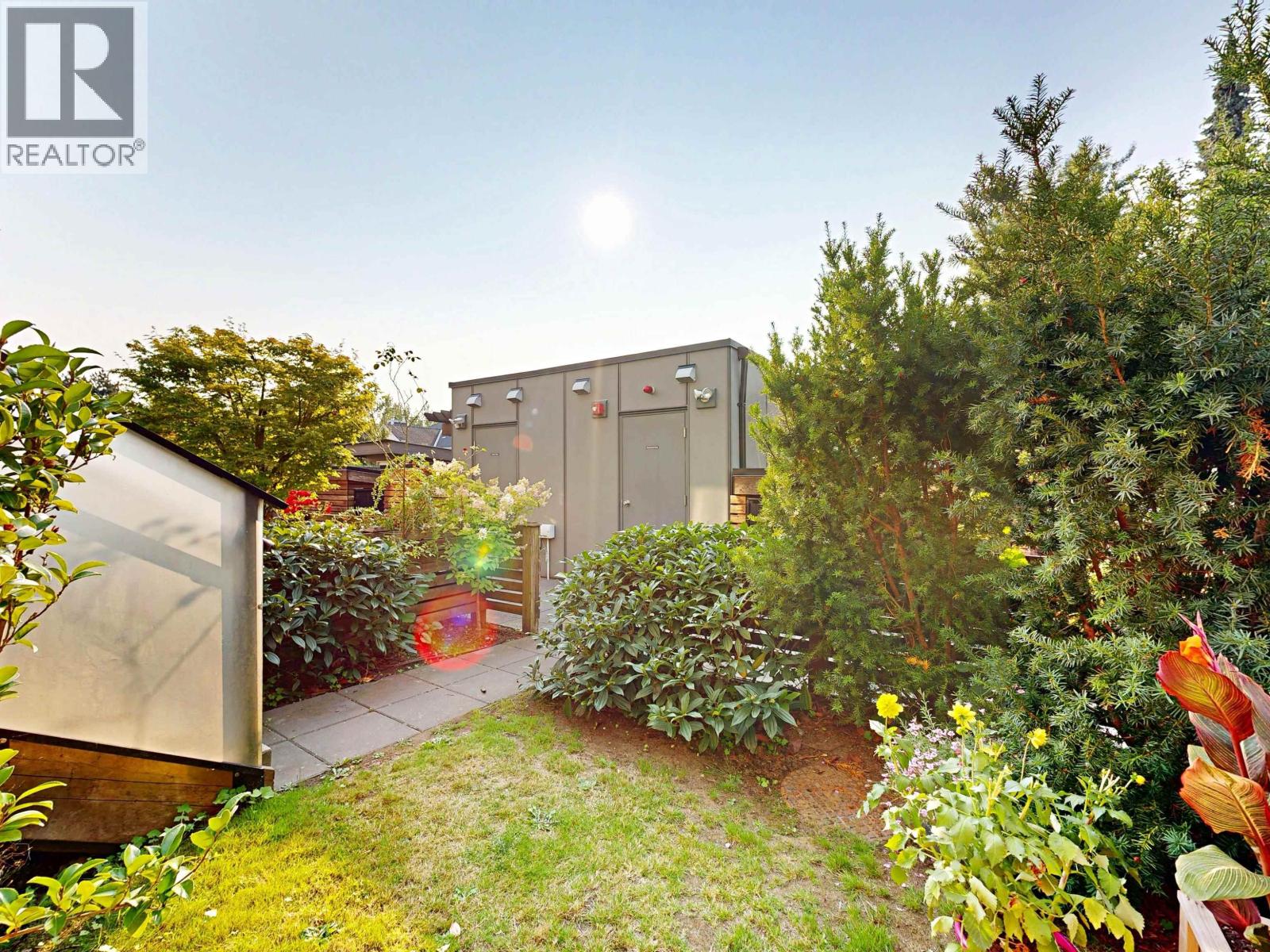 4527 Earles Street, Vancouver, British Columbia  V5R 3R1 - Photo 32 - R3154898