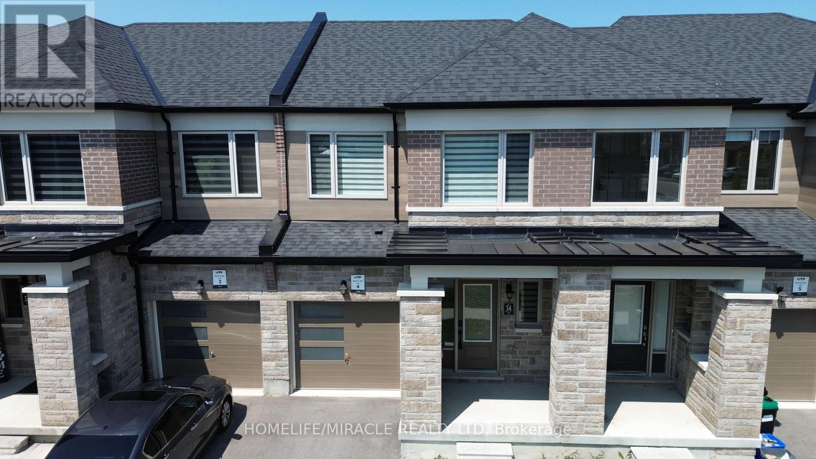 34 VALLEYBROOK ROAD, Barrie, Ontario