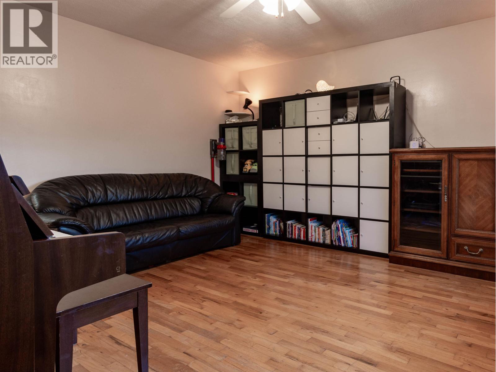 4458 Skeena Street, Vancouver, British Columbia  V5R 2L9 - Photo 5 - R3154907
