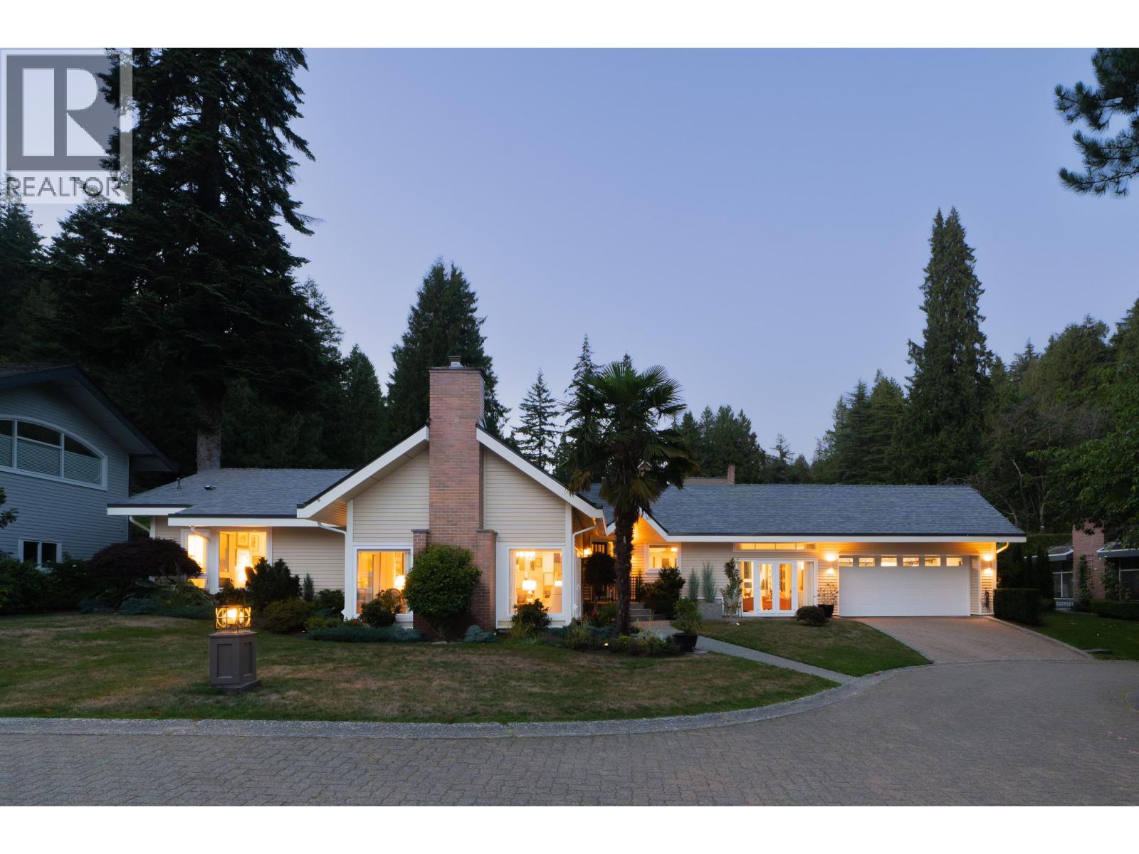 6955 ODLUM COURT, West Vancouver, British Columbia
