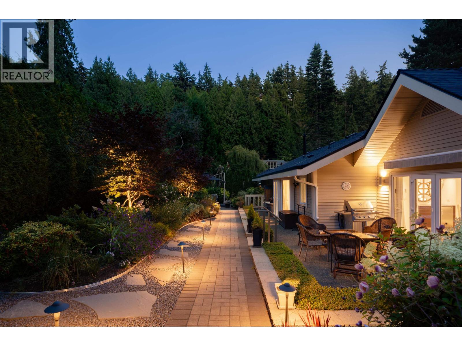 6955 Odlum Court, West Vancouver, British Columbia  V7W 3B6 - Photo 32 - R3154922