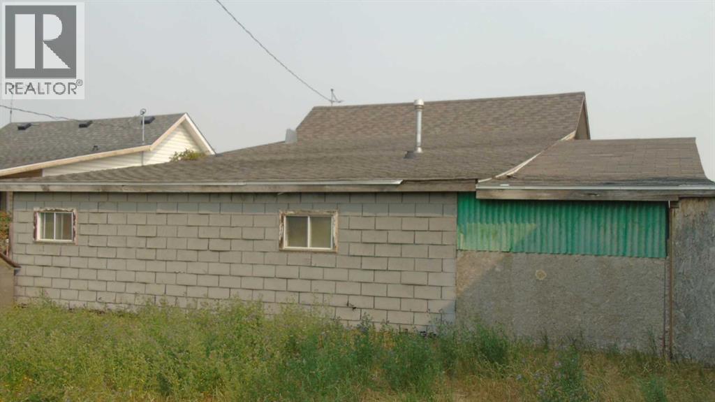 232 12, Fort Macleod, Alberta  T0L 0Z0 - Photo 4 - A2336629