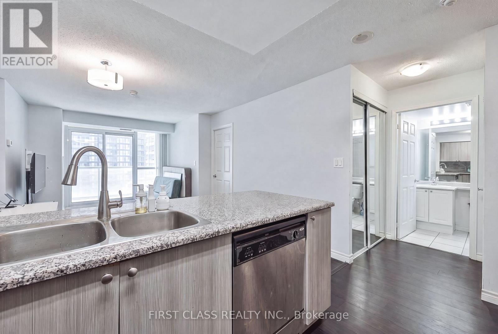 1711 - 35 Hollywood Avenue, Toronto, Ontario  M2N 0A9 - Photo 8 - C13664596