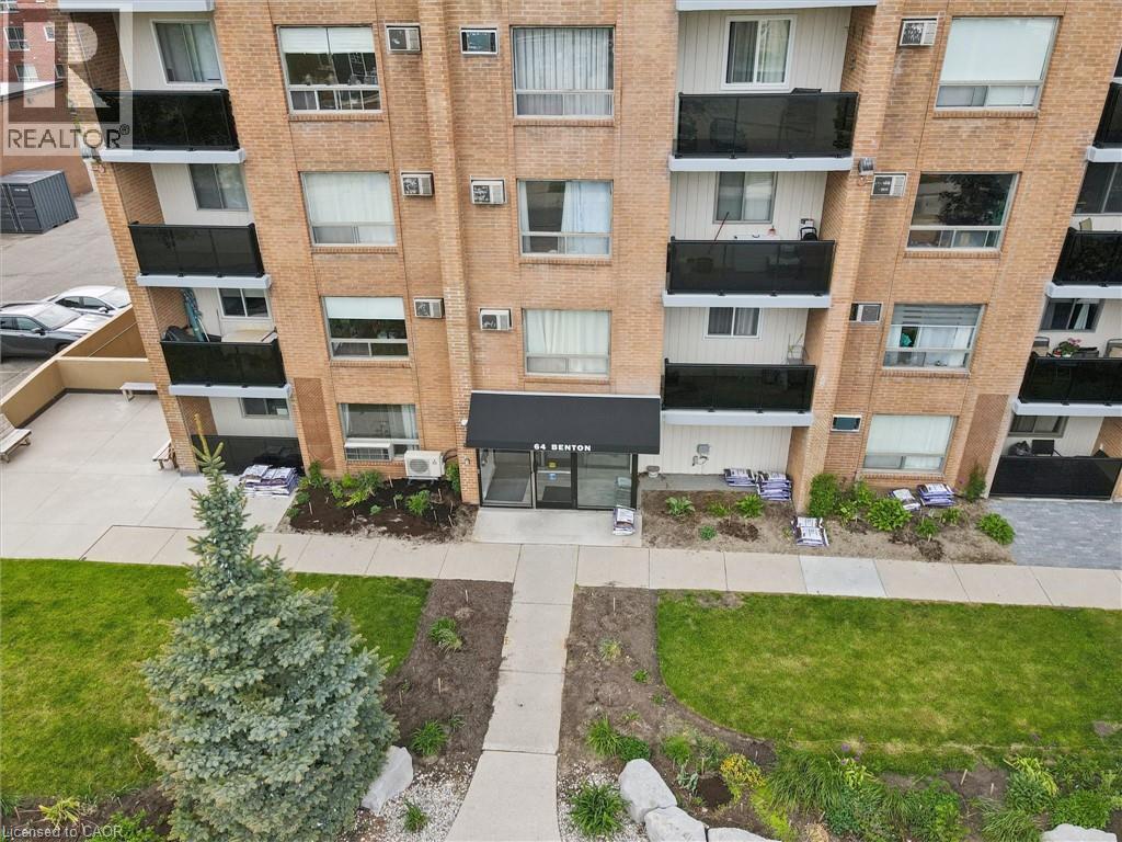 64 Benton Street Unit# 304, Kitchener, Ontario N2G 4L9 - Photo 4 - 40832067