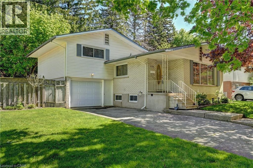 132 FOREST HILL Drive, Kitchener, Ontario
