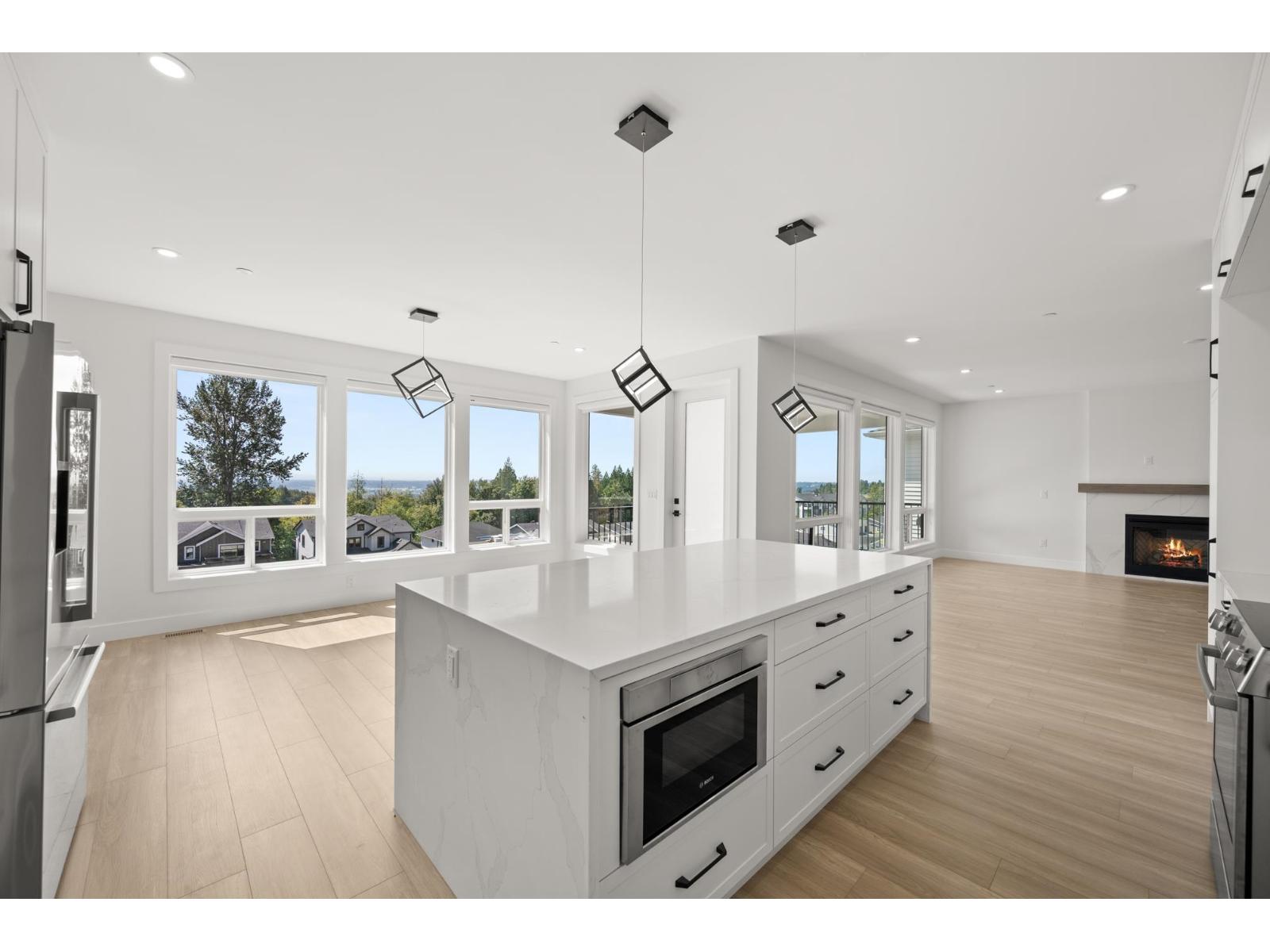 34030 Parr Avenue, Mission, British Columbia  V2V 6B2 - Photo 7 - R3154149