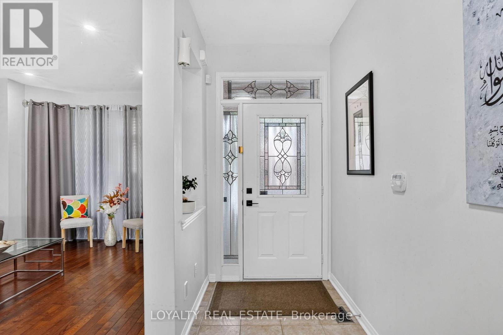 5 Southam Street, Ajax, Ontario  L1Z 1R6 - Photo 2 - E13664614