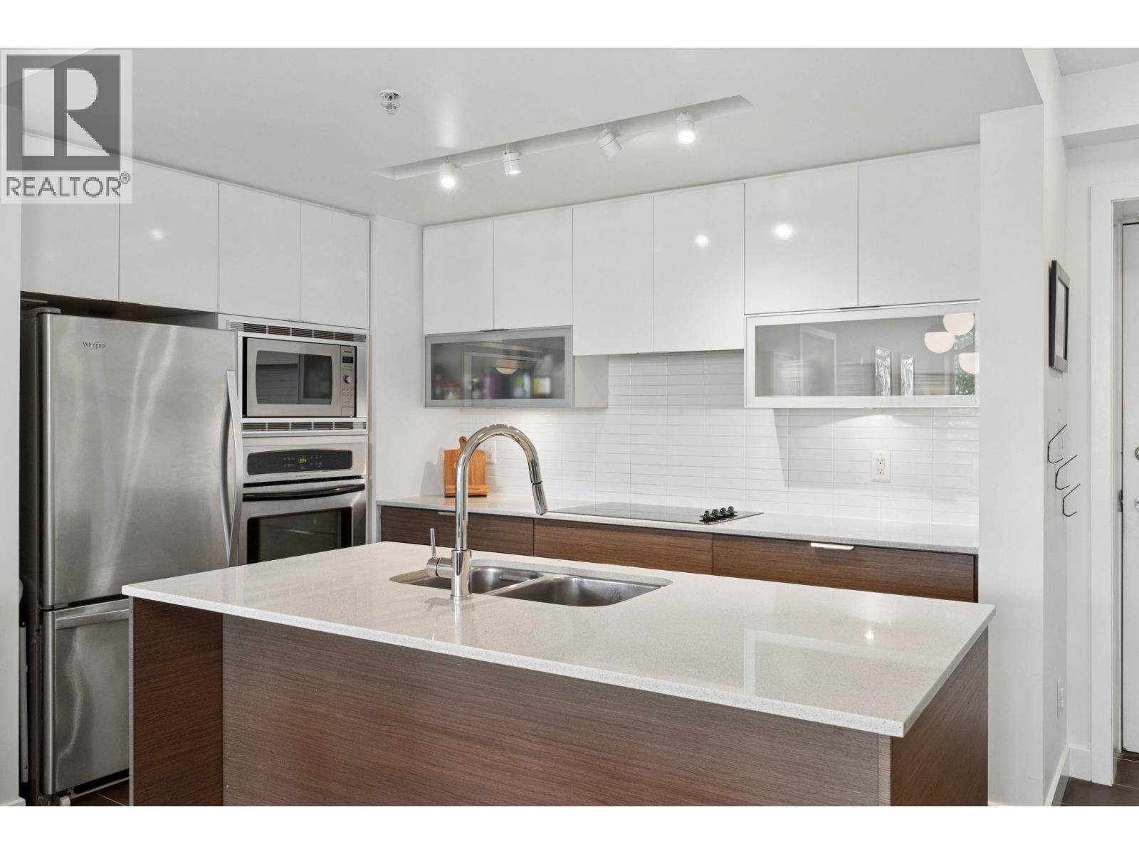 503 175 W 2nd Street, North Vancouver, British Columbia  V7M 0A5 - Photo 3 - R3154620