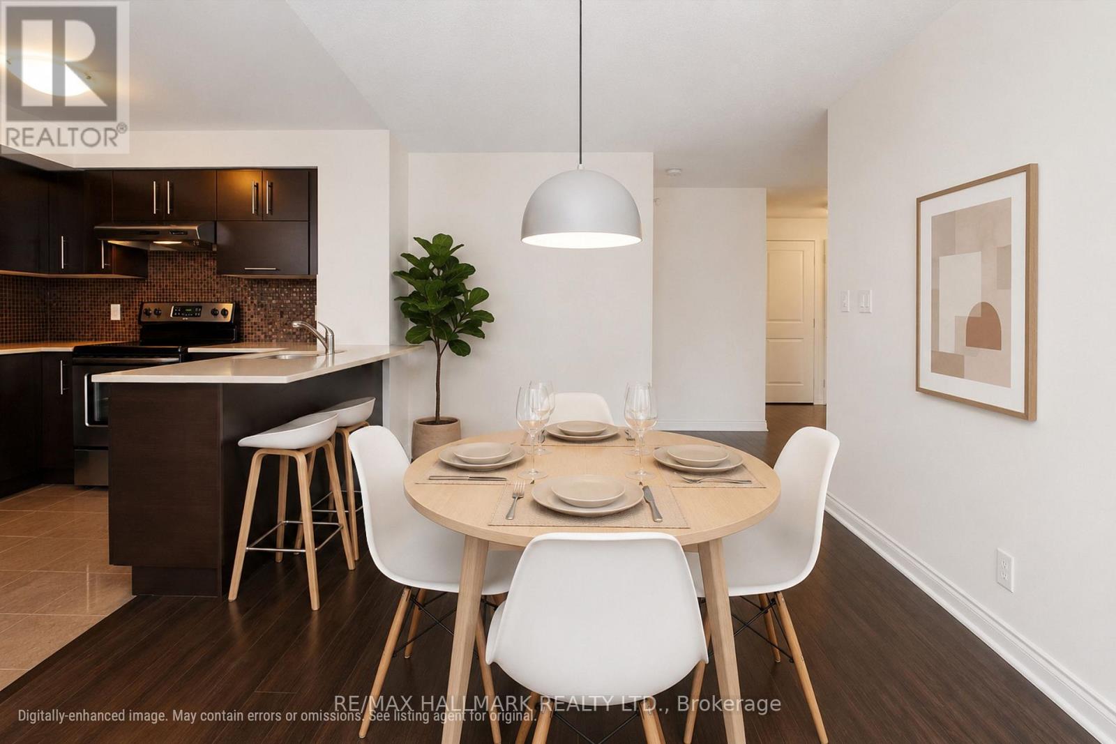 308 - 253 South Park Road, Markham, Ontario L3T 0B4 - Photo 3 - N13664594