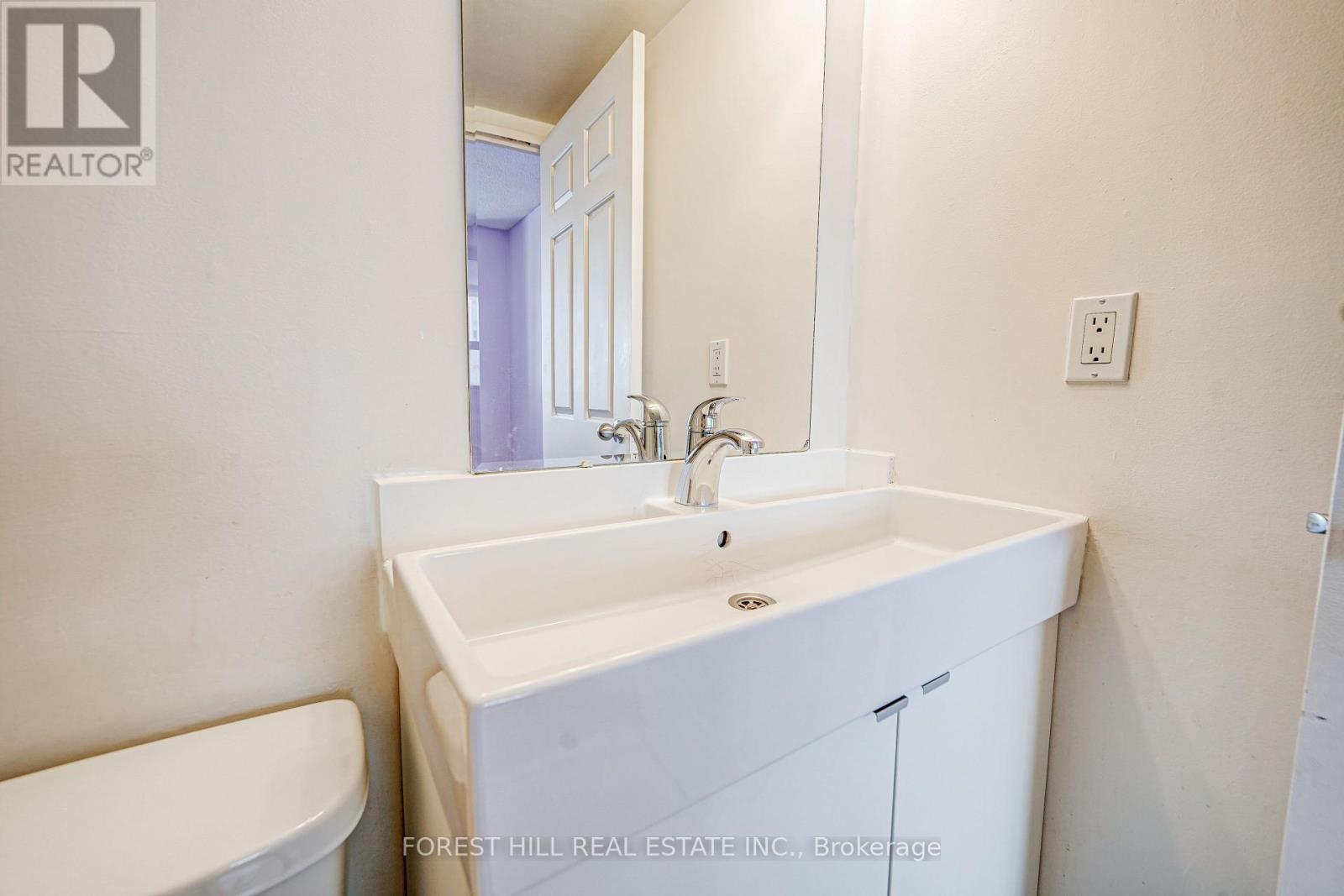 728 - 60 St. Patrick Street, Toronto, Ontario  M5T 2X5 - Photo 18 - C13593954