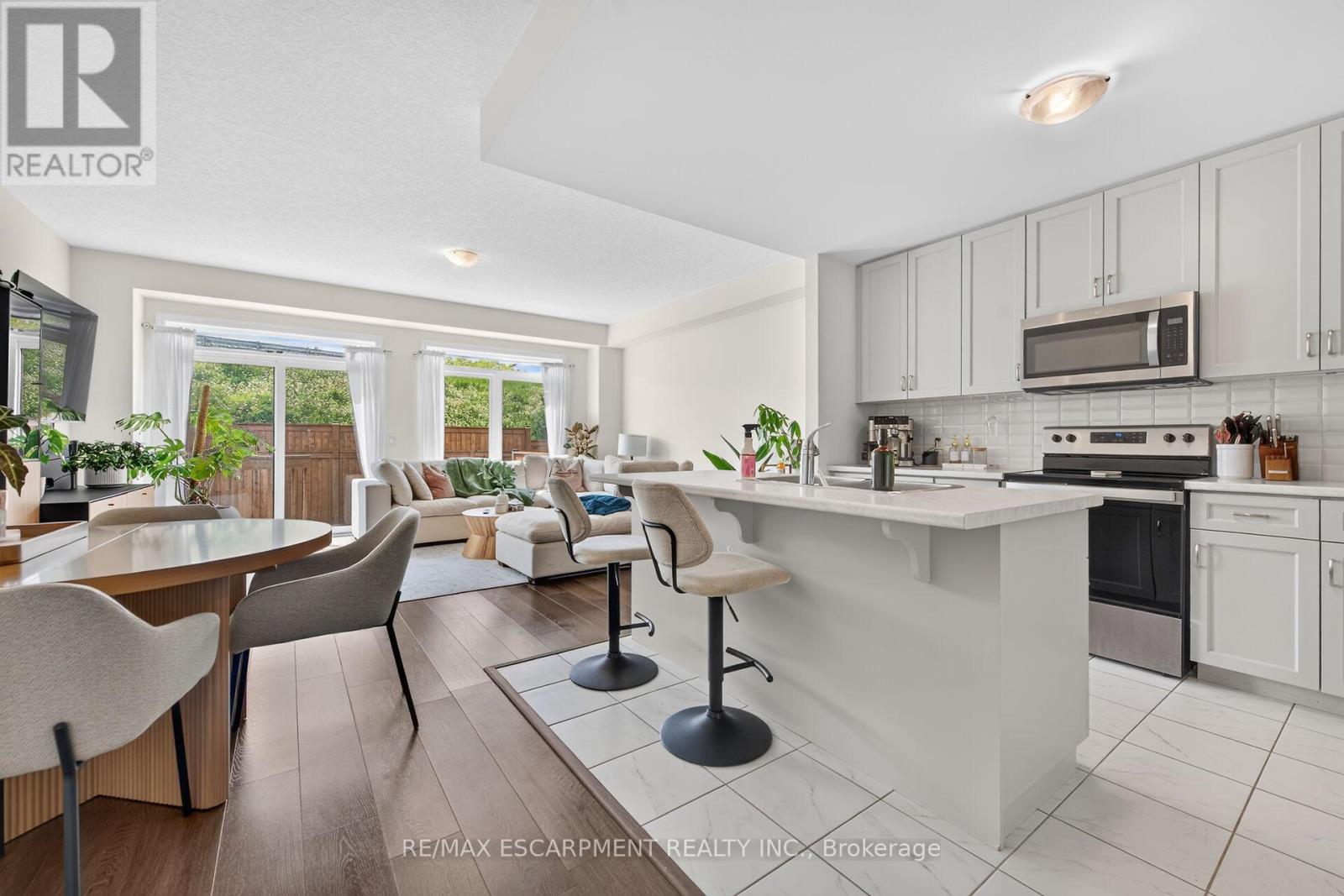 22 - 27 RACHEL DRIVE, Hamilton, Ontario