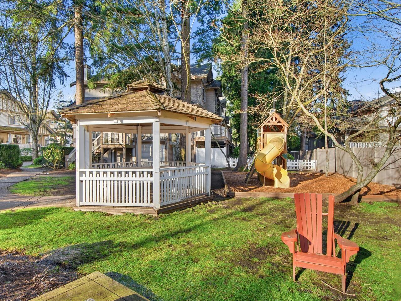 3 2678 KING GEORGE BOULEVARD, Surrey, British Columbia