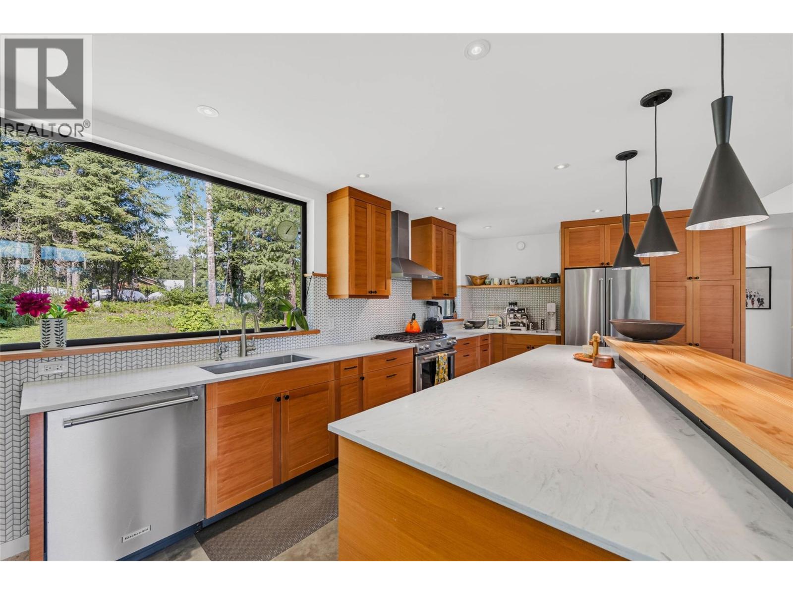 4135 Kays Road, Nelson, British Columbia  V1L 6V9 - Photo 10 - 10393026