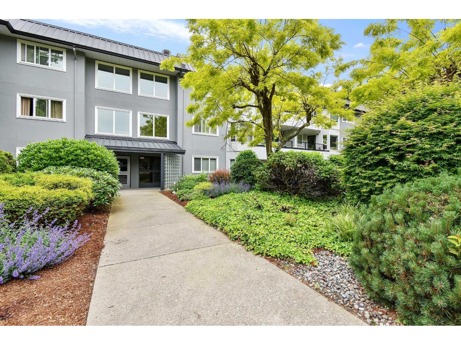 203 2700 Mccallum Road, Abbotsford, British Columbia  V2S 6X9 - Photo 2 - R3154794