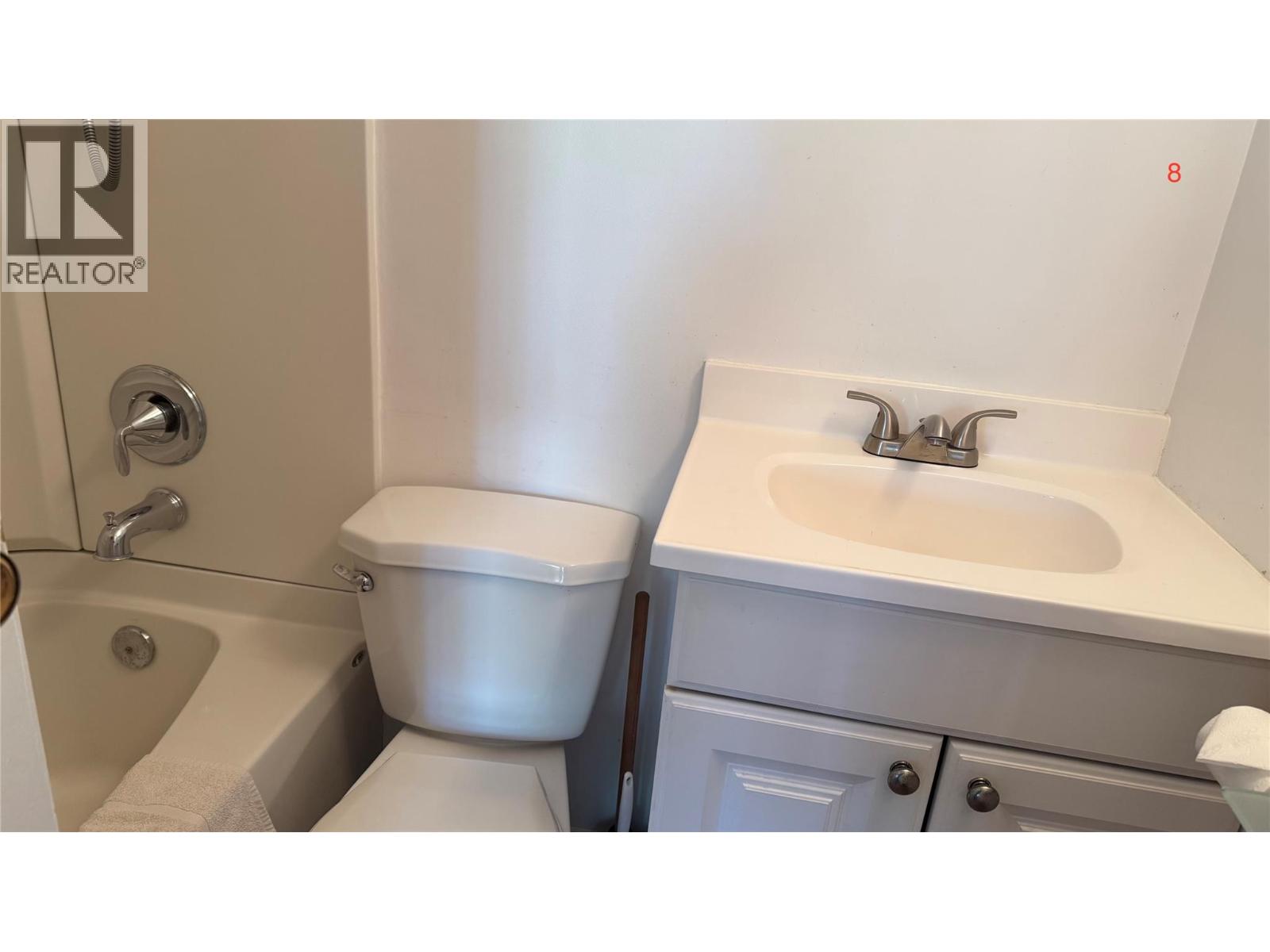 6532 Wasa Lake Park Drive, Wasa, British Columbia  V0B 2K0 - Photo 13 - 10395311