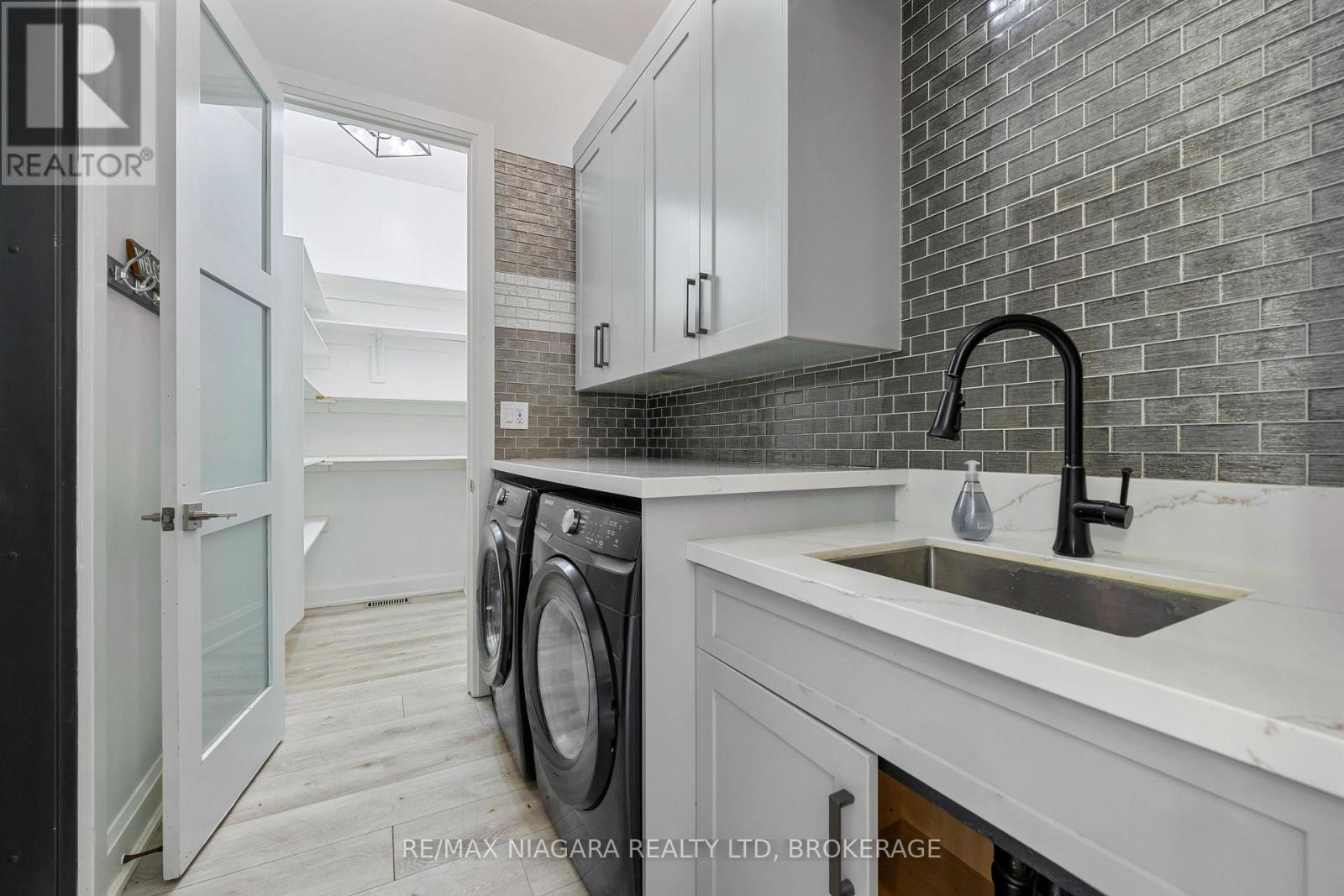 31 Berkshire Drive, St. Catharines, Ontario  L2M 0C2 - Photo 24 - X13664696