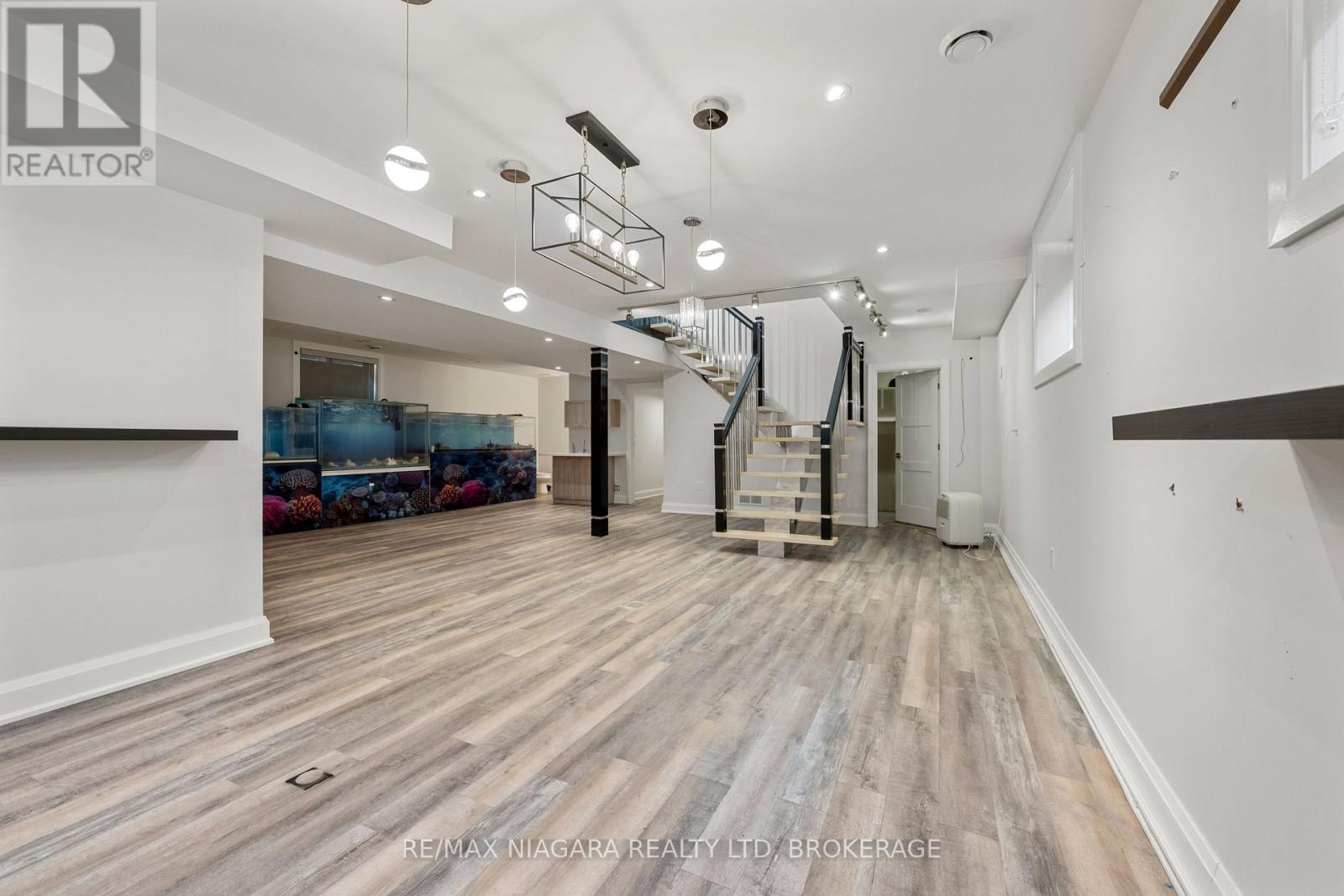 31 Berkshire Drive, St. Catharines, Ontario  L2M 0C2 - Photo 25 - X13664696