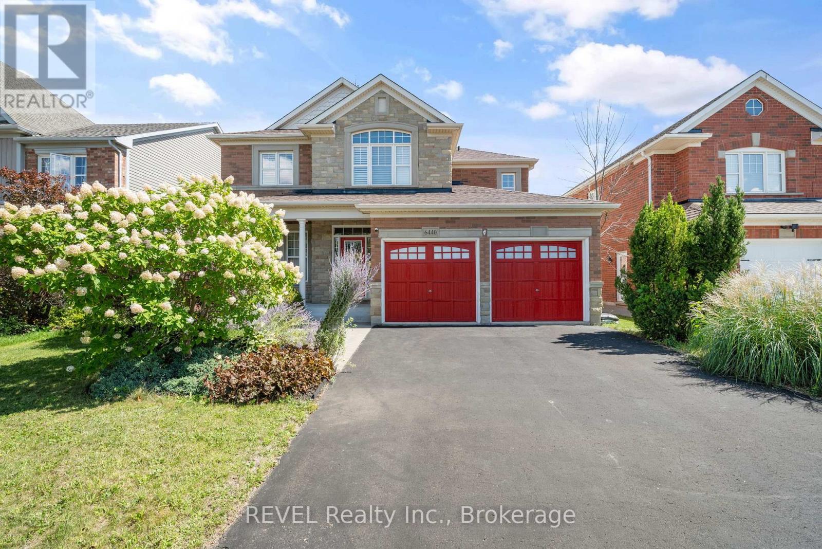 Unknown Address, ,    - Photo 2 - X13664704