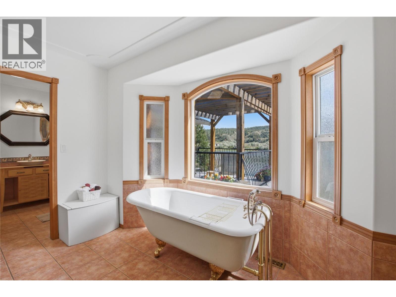 392 Teal Road, Kamloops, British Columbia  V2H 1S5 - Photo 38 - 10389696