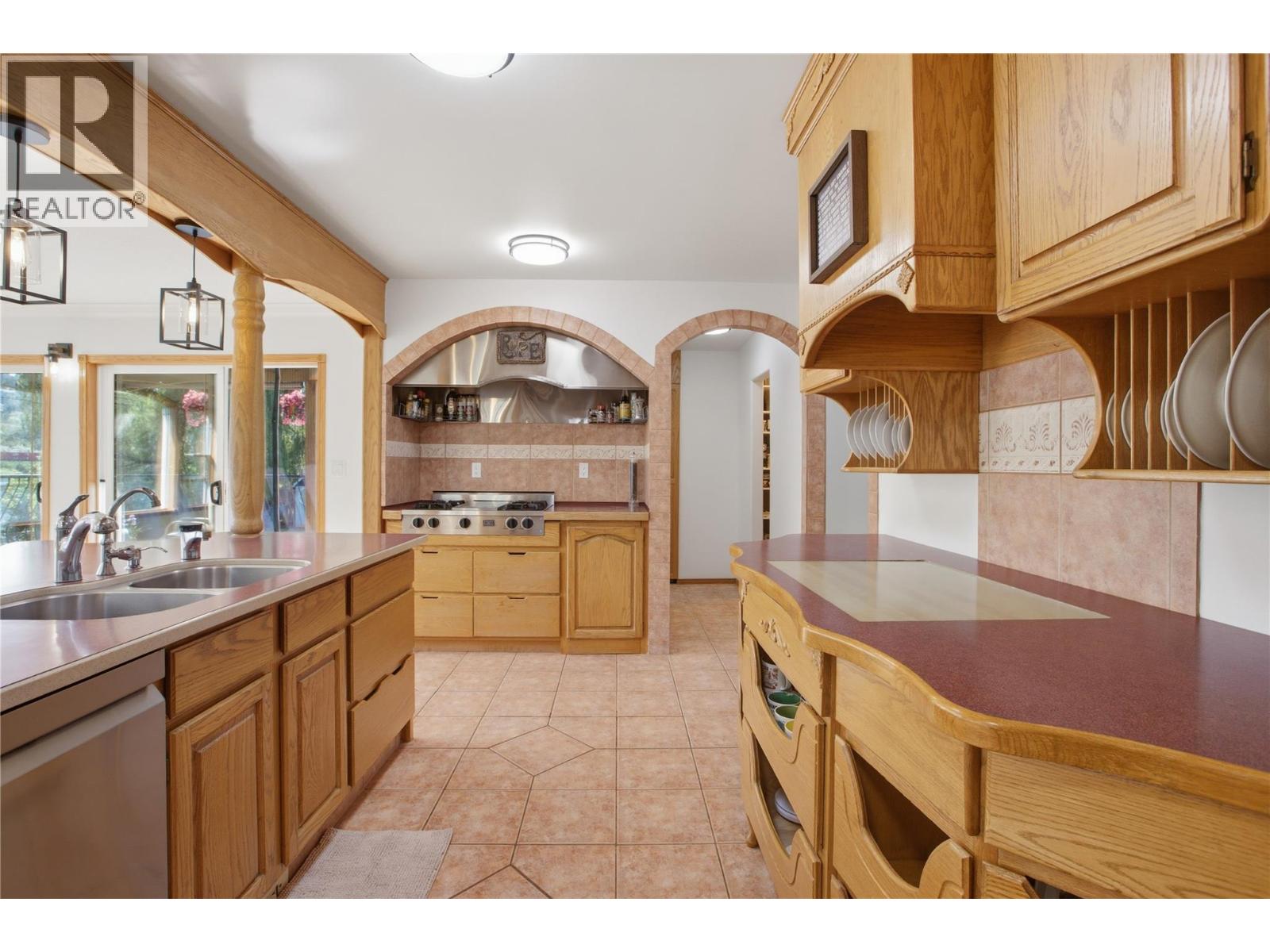 392 Teal Road, Kamloops, British Columbia  V2H 1S5 - Photo 23 - 10389696