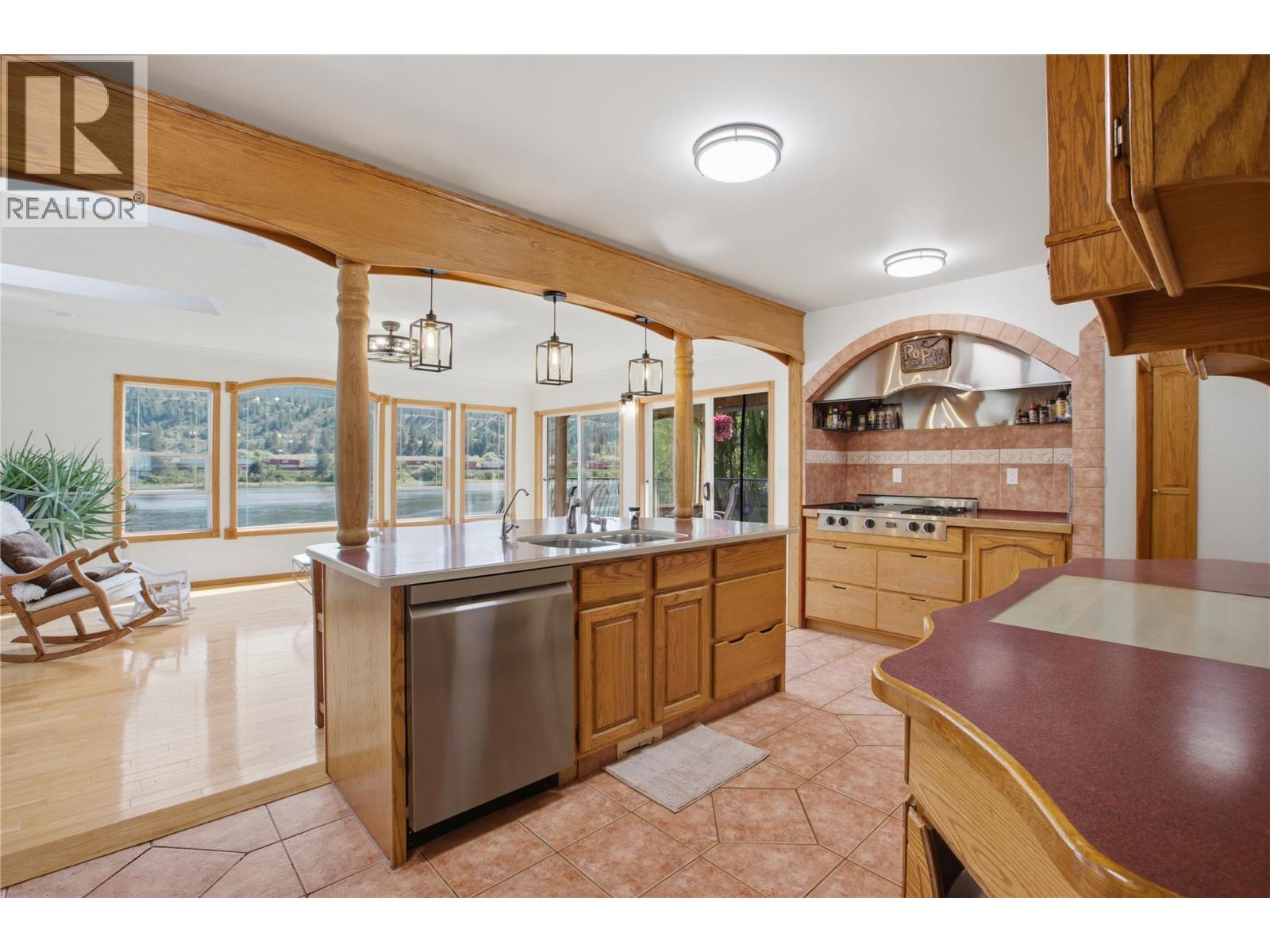 392 Teal Road, Kamloops, British Columbia  V2H 1S5 - Photo 21 - 10389696