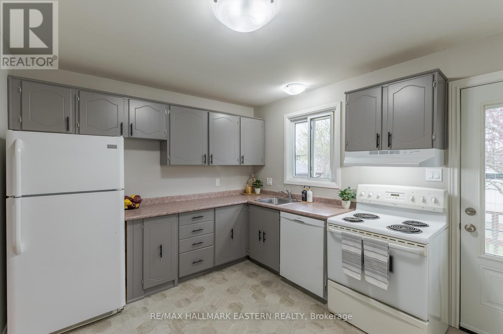 591 Otonabee Drive, Peterborough, Ontario K9J 7X8 - Photo 18 - X13091720
