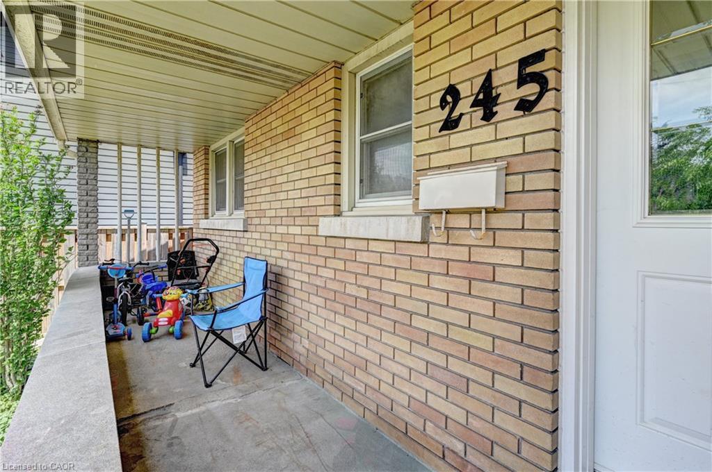245 Eighth Avenue, Kitchener, Ontario  N2C 1S6 - Photo 5 - 40837390