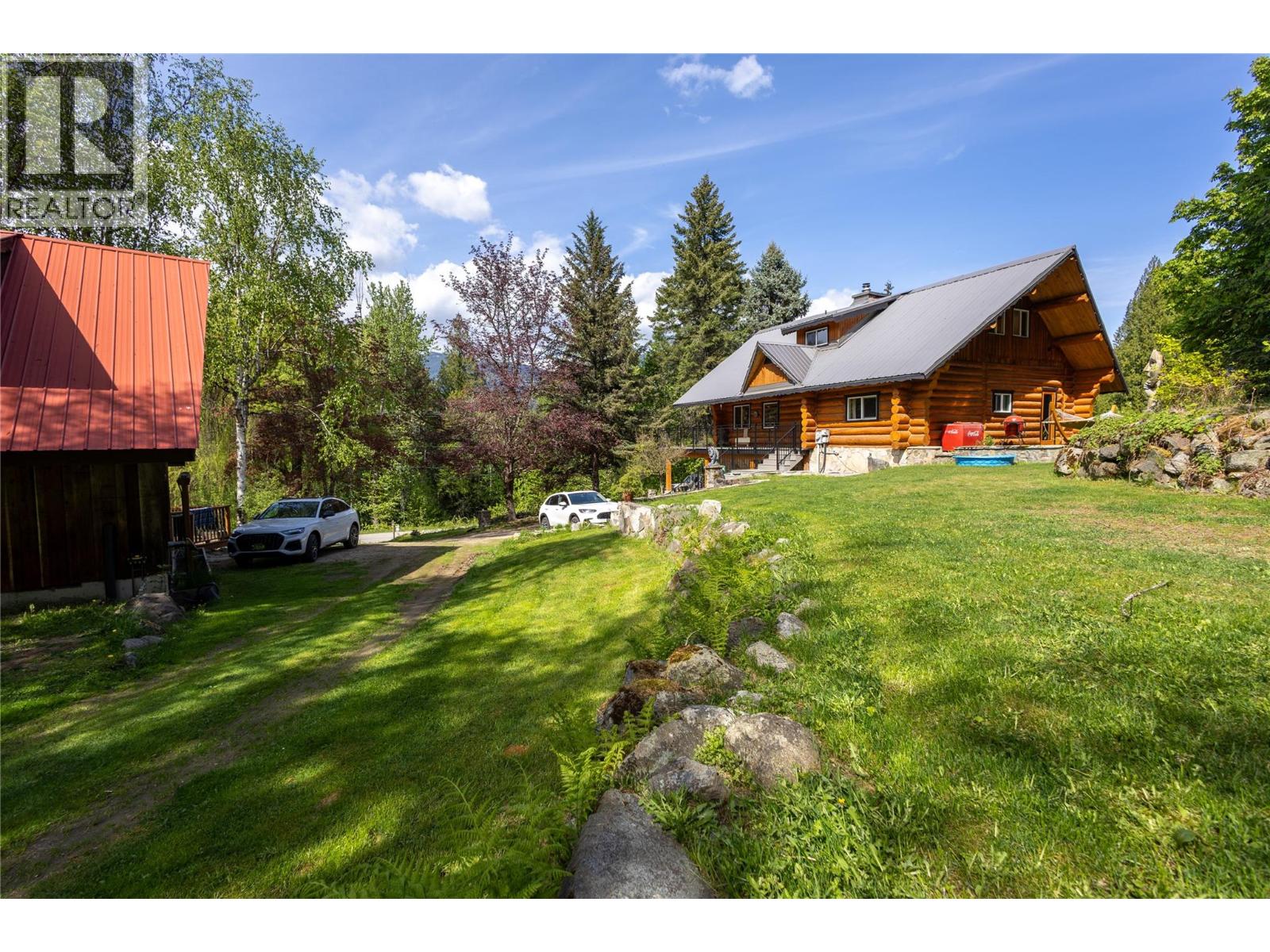 3697 Blewett Road, Nelson, British Columbia