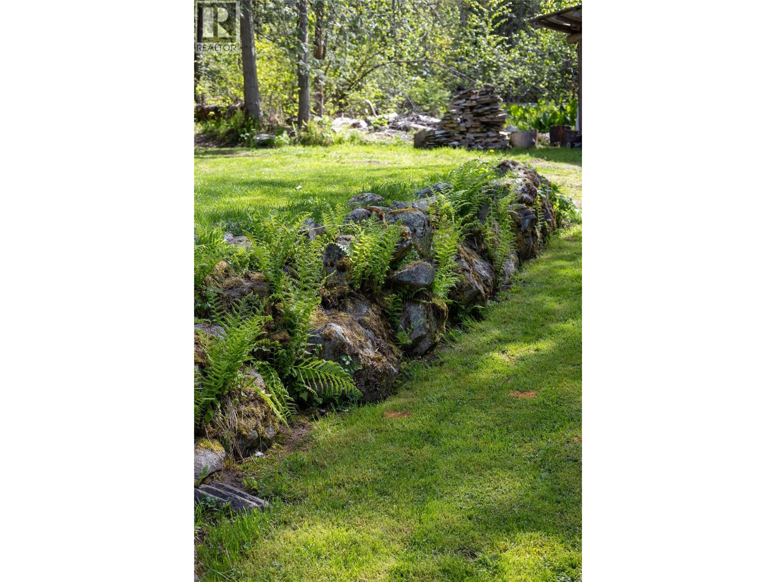 3697 Blewett Road, Nelson, British Columbia  V1L 6V8 - Photo 91 - 10379808