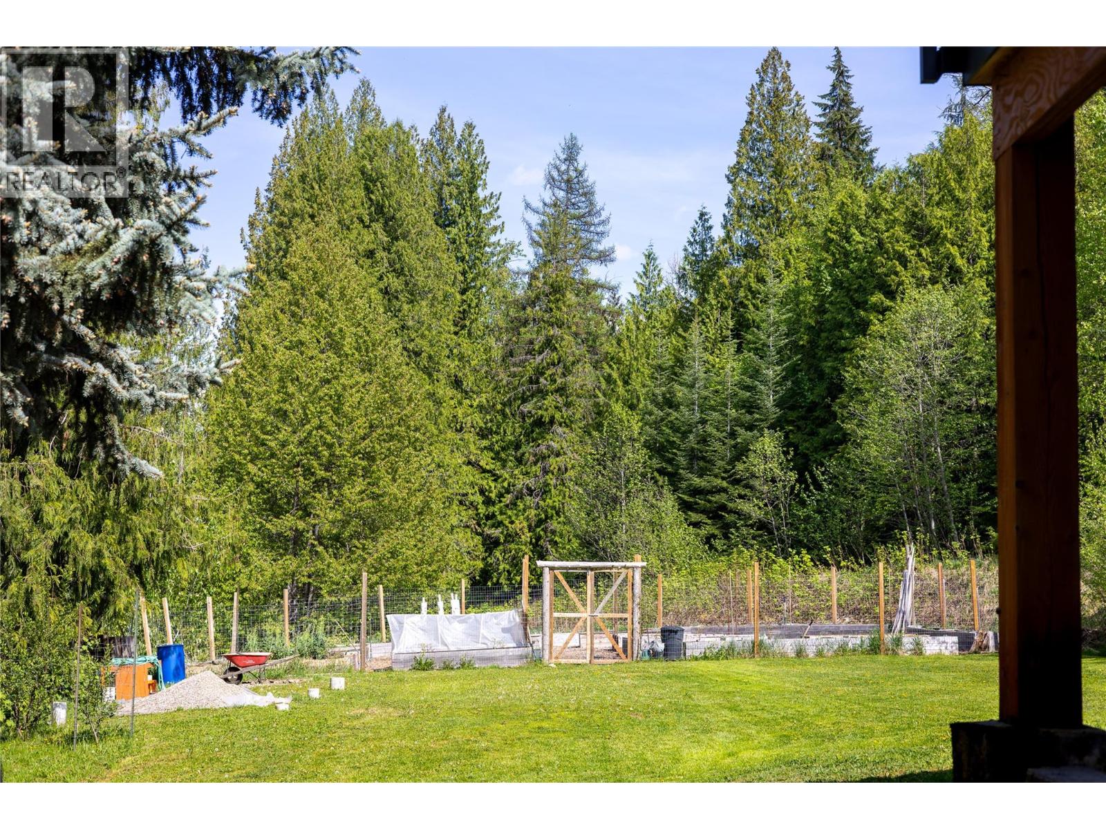 3697 Blewett Road, Nelson, British Columbia  V1L 6V8 - Photo 92 - 10379808