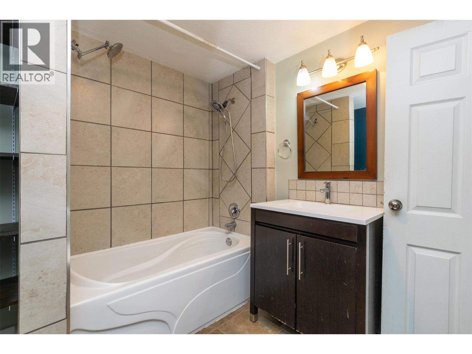 5081 70 Avenue NE, Salmon Arm, British Columbia  V0E 1K0 - Photo 34 - 10390491