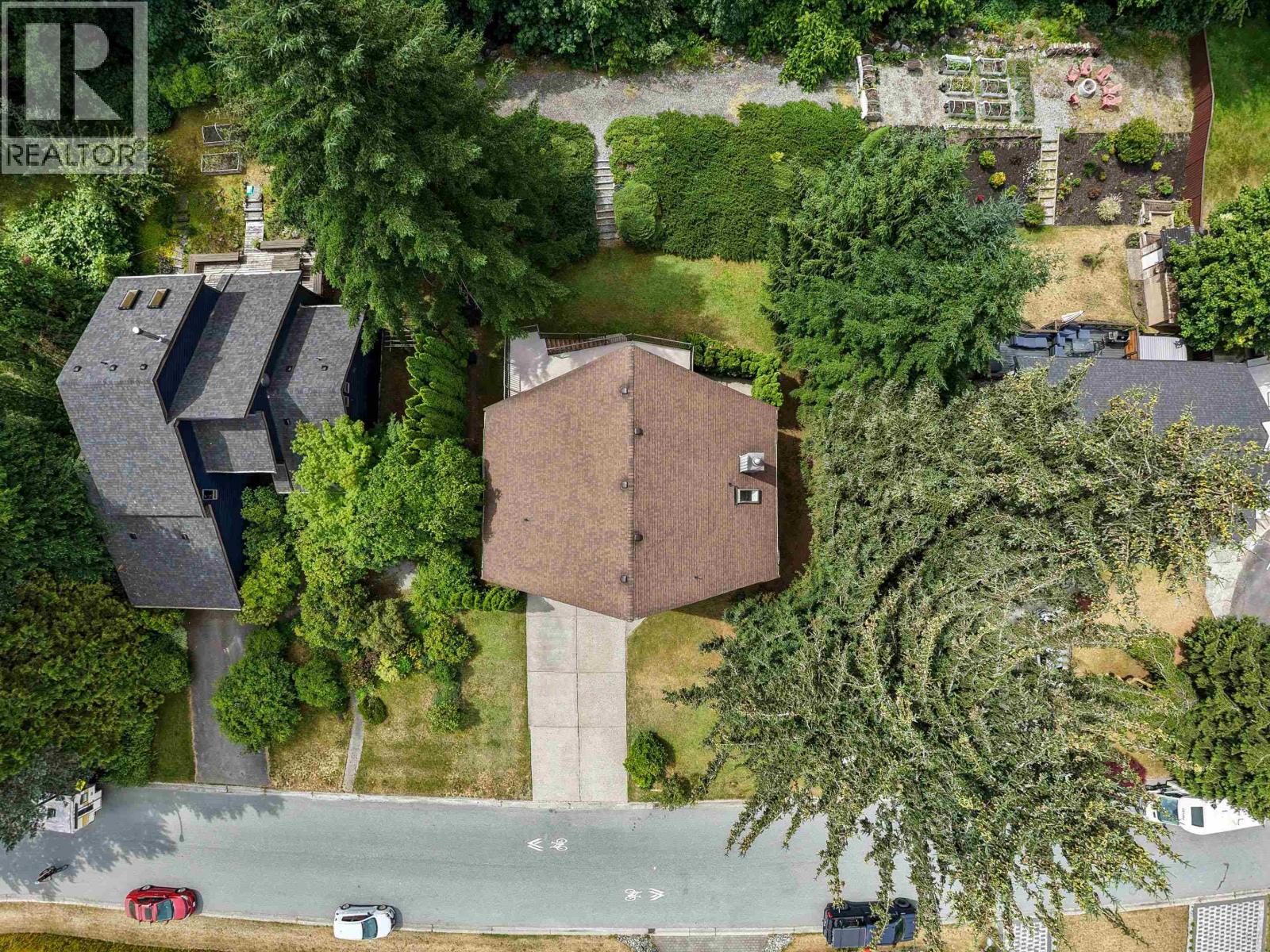 1464 Maple Crescent, Squamish, British Columbia  V0N 1H0 - Photo 30 - R3141016