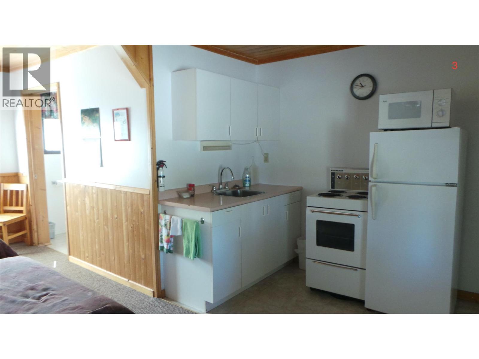 6532 Wasa Lake Park Drive, Wasa, British Columbia  V0B 2K0 - Photo 64 - 10395436