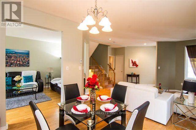 Main & 2nd - 10 Treepark Street, Brampton, Ontario L6R 1T3 - Photo 3 - W13664636